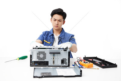 维修工修电脑时遇到难题